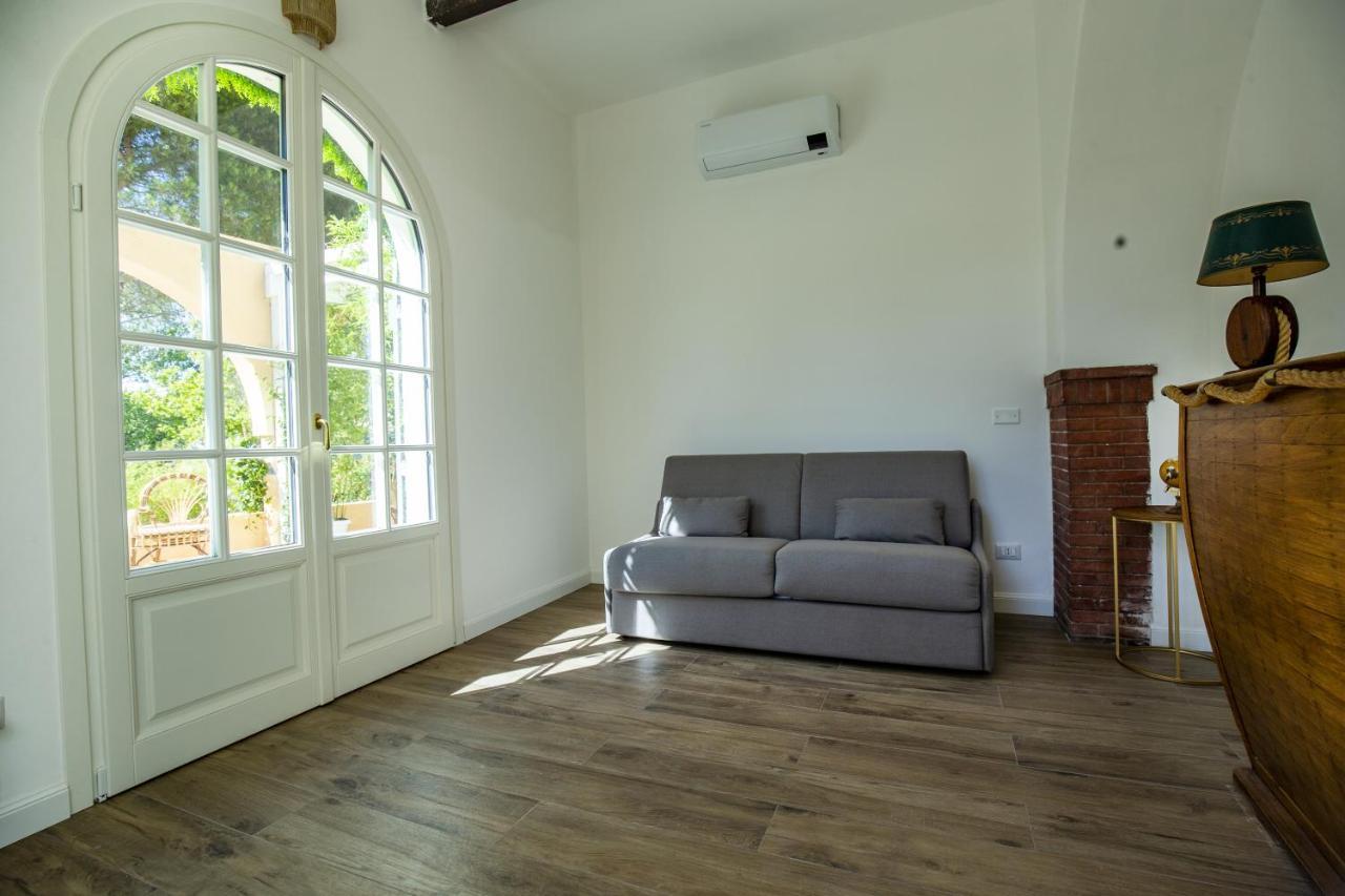 The Edwards Suites Saint-Tropez Extérieur photo